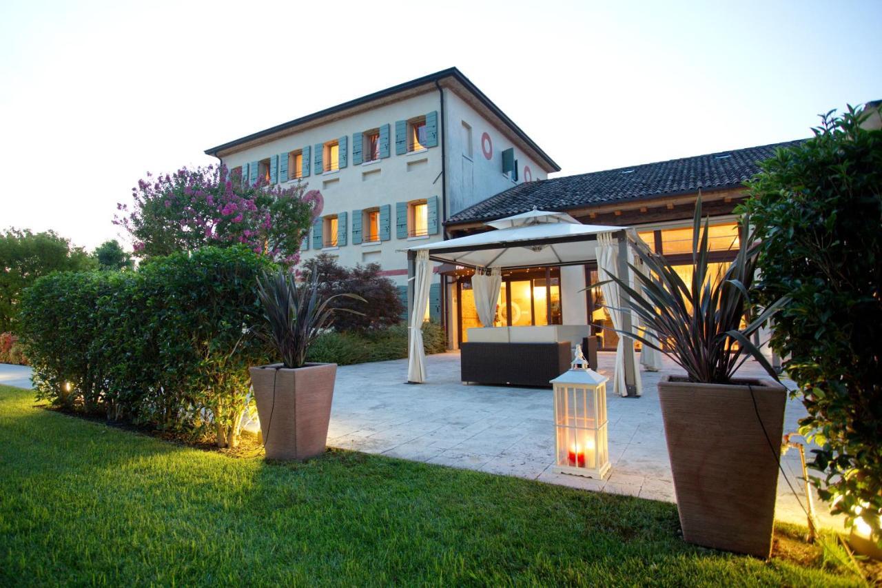 Hotel อาโซโล ภายนอก รูปภาพ